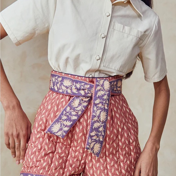 Hunter Bell Edith Short - Picture 3 of 6